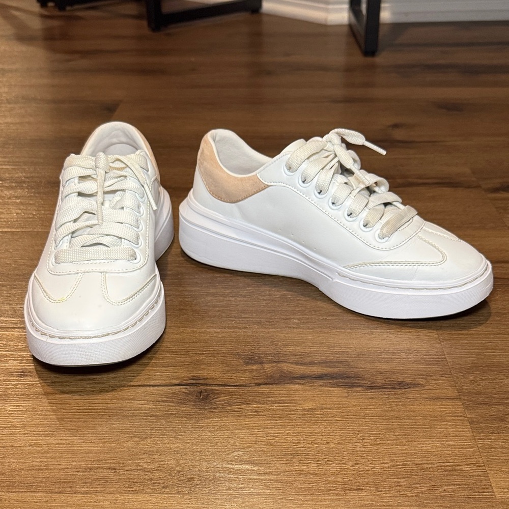 Women's SKECHERS Cordova Classic - Best Behavior sneakers. White/Blush Sz 8.5 - Picture 2 of 9
